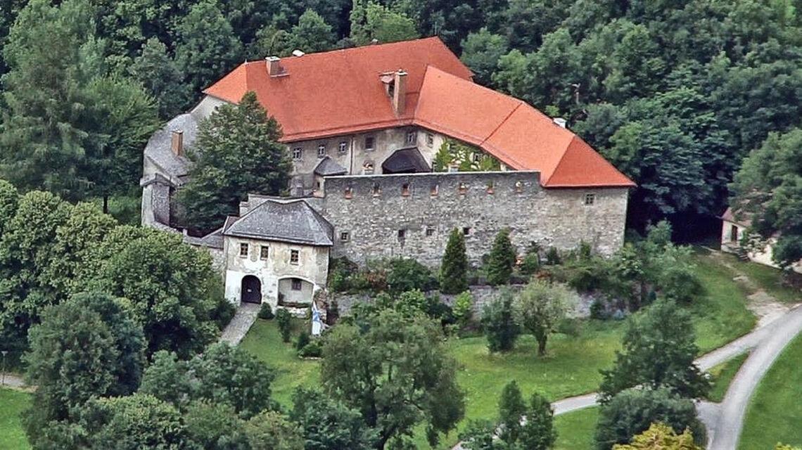 Ferienwohnungen Brigitte In Der Altstadt Bad Reichenhall Luaran gambar